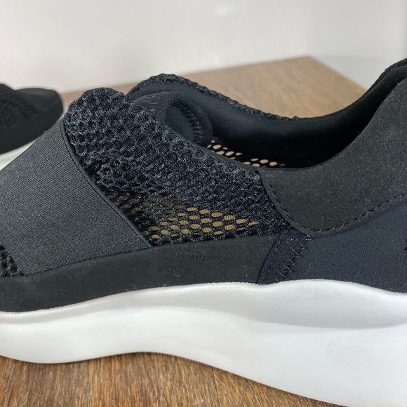 UGG Women's Libu Lite Sneaker Women’s Size 6.5 Black Suede/Mesh - Picture 9 of 10